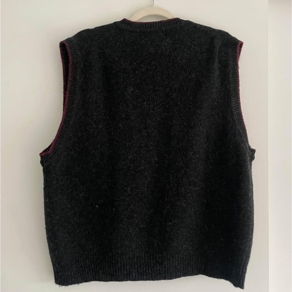 Wool Sweater Vest - Picture 3 of 3
